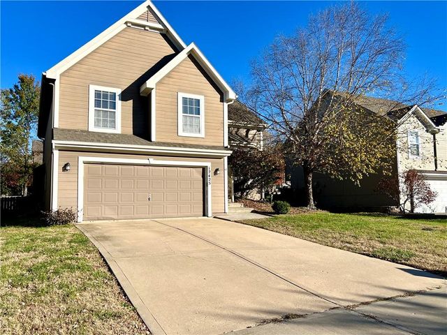 $369,000 | 12425 South Pine Street | Olathe