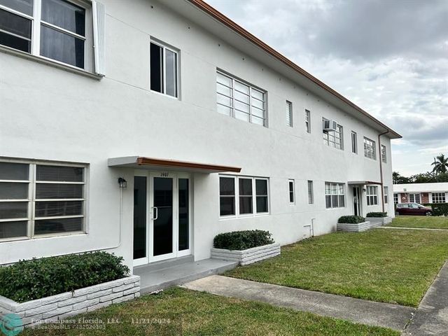 $2,160 | 3907 West Flagler Street | West Flagler