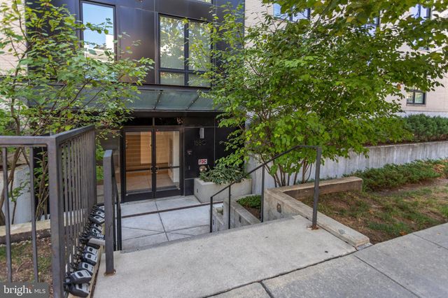 $589,000 | 1380 Quincy Street Northwest, Unit 3E | Columbia Heights