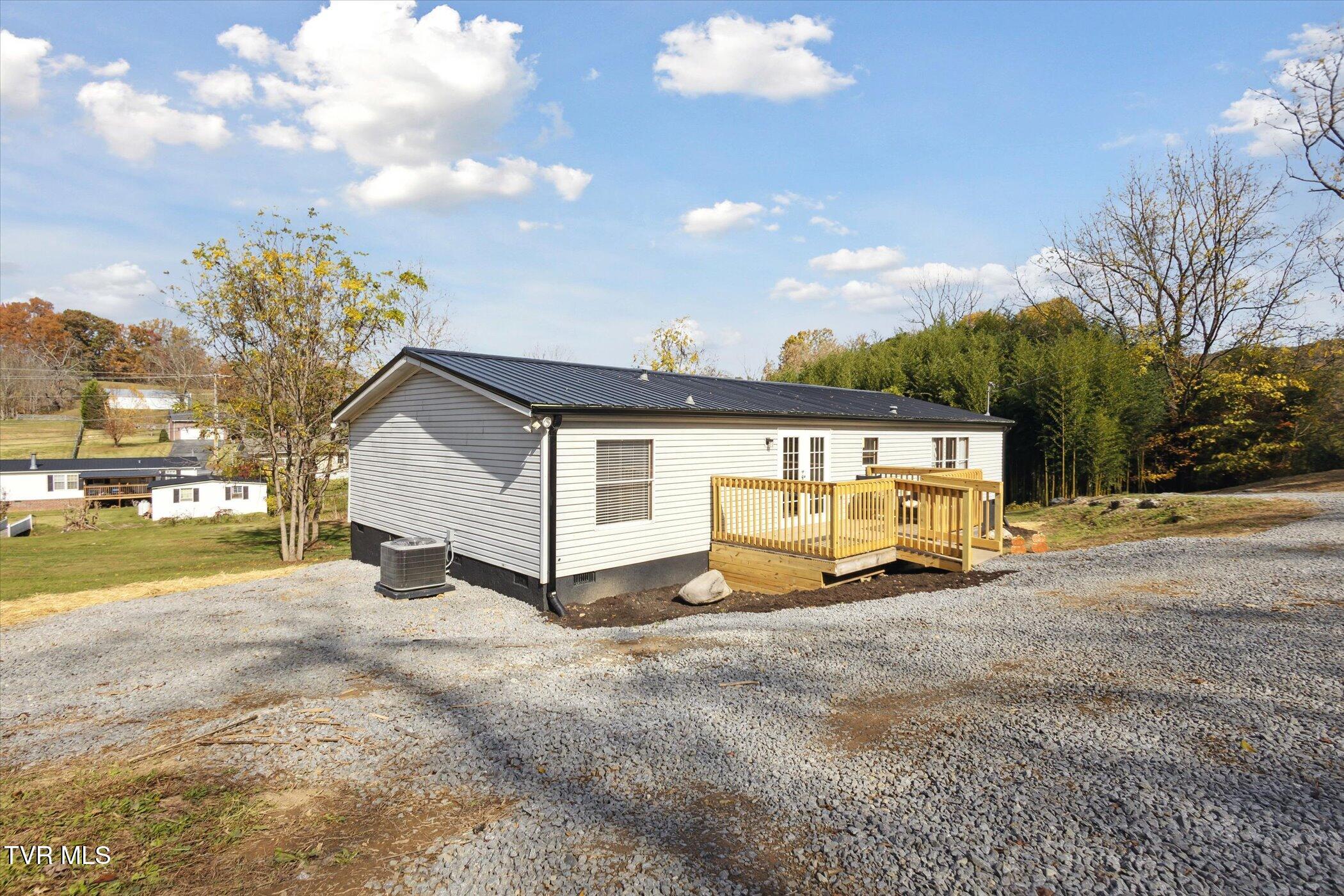 28-229-Twin-Hills-Dr-Kingsport-TN-37664-