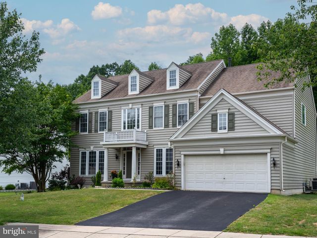 $980,000 | 414 Hemlock Lane | Byers Station