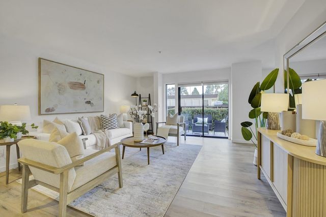 $989,000 | 3073 Middlefield Road, Unit 101 | Midtown Palo Alto