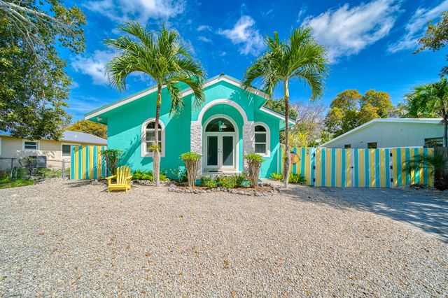 $860,000 | 32 Andros Road | Key Largo