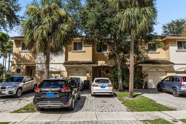 $360,000 | 4385 Berkshire Wharf Drive | Lake Worth Corridor