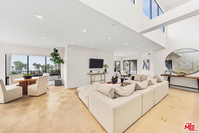 $3,999,000 | 110 Ocean Park Boulevard, Unit 505 | Santa Monica