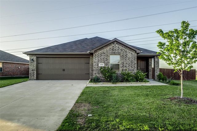 $2,300 | 1769 Willow Crk Road | Bear Creek Ranch