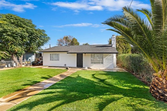 $575,000 | 24902 2nd Street | Historic Murrieta