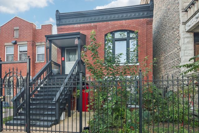 $599,000 | 2719 West Hirsch Street | West Town