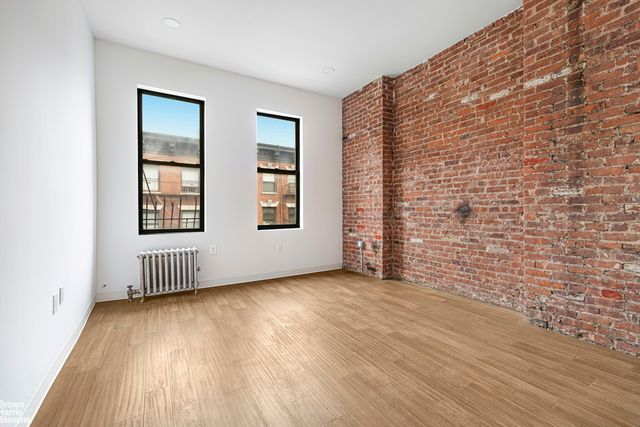 $3,800 | 192 Bleecker Street, Unit 17 | Greenwich Village