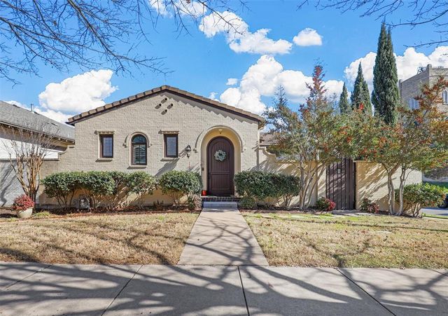 $1,295,000 | 2537 Lubbock Avenue | Frisco Heights