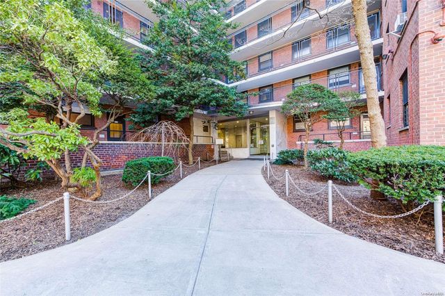 $293,900 | 35-31 85th Street, Unit 6C | Jackson Heights