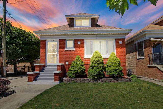 $579,999 | 4414 North Monitor Avenue | Portage Park