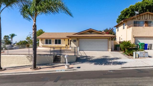 $849,000 | 3914 Sherbourne Drive | Mira Costa