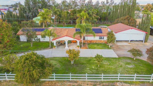 $595,000 | 24201 Gardena Drive | Madera Acres