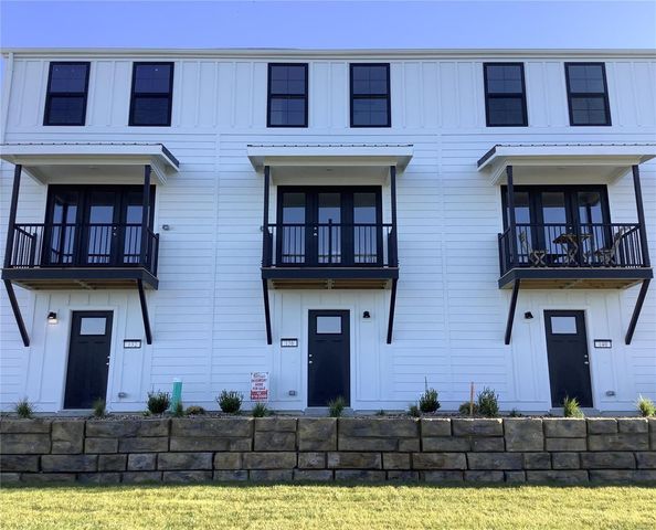 $278,195 | 136 Canal Cottage Alley | Lindenwood Historic District