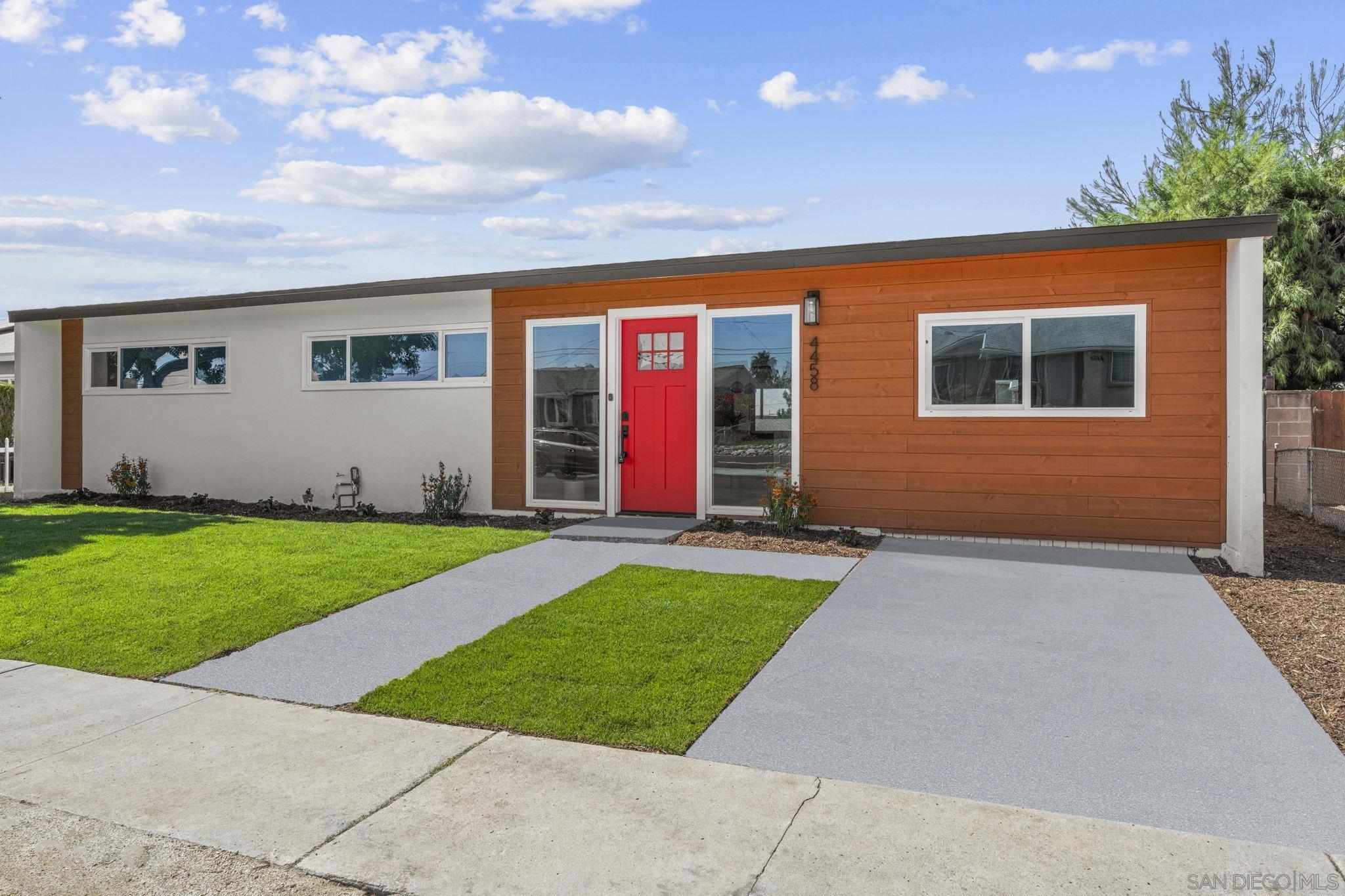 a view of outdoor space yard and garage