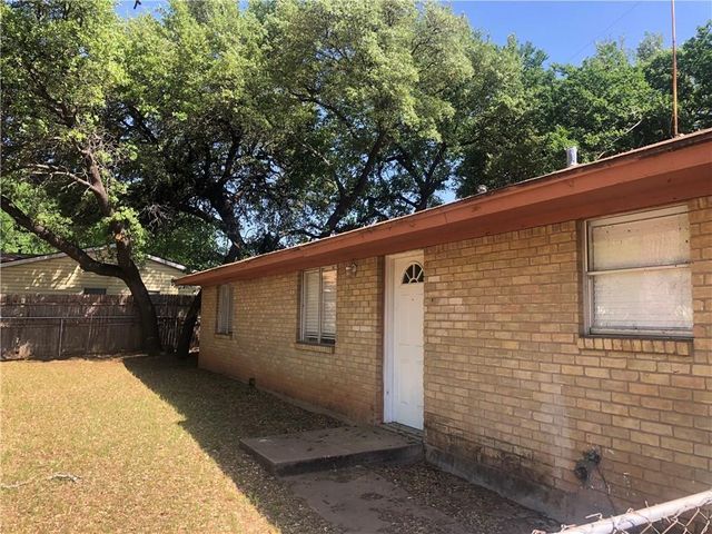 $1,600 | 706 Spring Street | Granbury