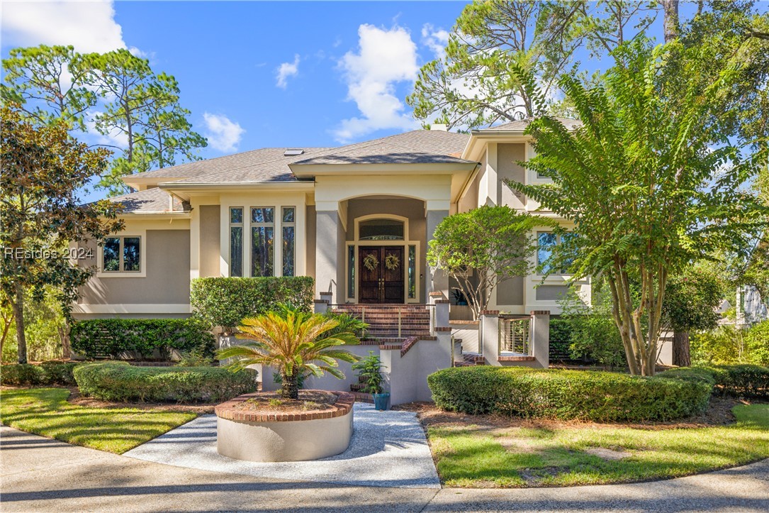 9 Loomis Ferry, a stunning marsh front home in Lon