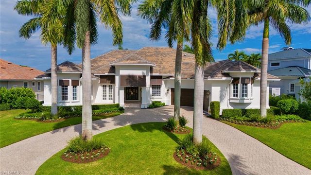 $7,999,000 | 255 Mermaids Bight | Park Shore