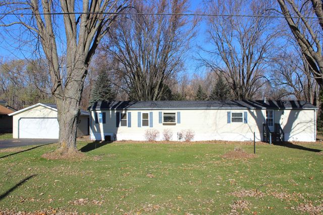 $177,900 | W3331 County Road West | Calumet