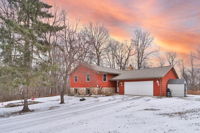 $299,900 | 46718 Melody Lane | Kathio Township - Mille Lacs County