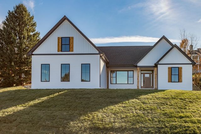 $579,900 | 123 Willow Drive | Dayton