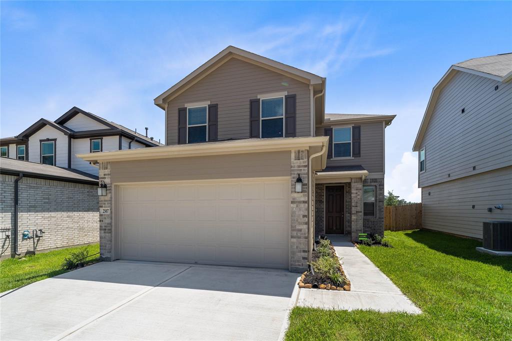 Welcome home to 2507 Eden Ridge Way located in Grace Landing and zoned to Willis ISD!