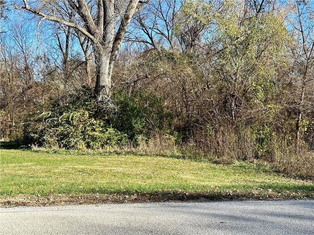 $39,500 | 7-8 9 Monument Road | Wayne Township - Doniphan County