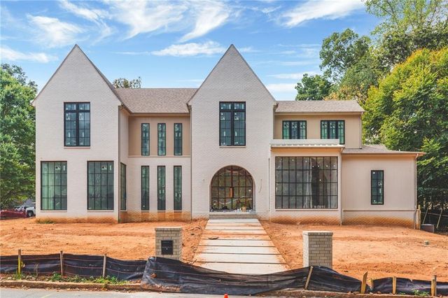 $4,300,000 | 3152 Woodrow Way Northeast | Brittany