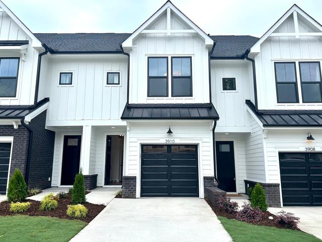 $2,595 | 3910 Lost Fawn Court | Crabtree