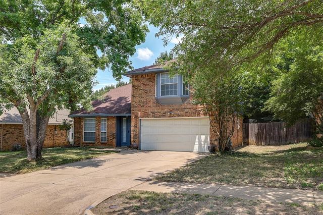 $360,000 | 7101 Hawaii Lane | Southwest Central Arlington