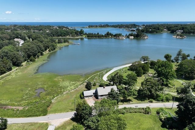 Waterfront Homes For Sale In Black Rock, Cohasset, Ma 