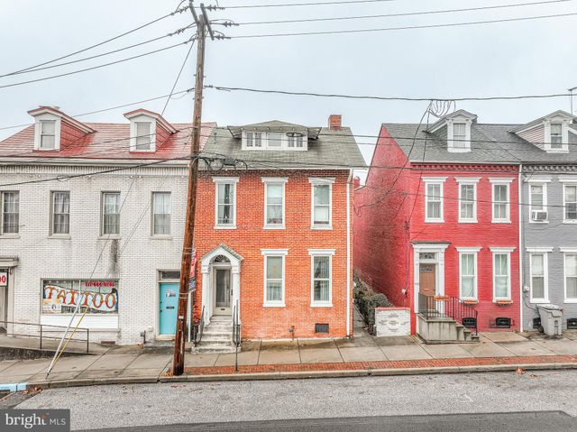 $185,000 | 505 Locust Street | Columbia