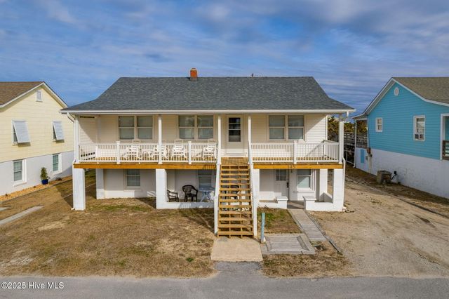 $699,000 | 105 Dobbs Street | Atlantic Beach