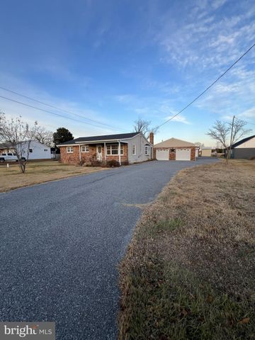 $299,900 | 136 Old Airport Road