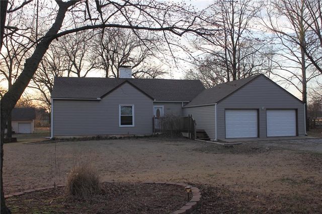 $219,000 | 1255 South 220th Street | Baker Township - Crawford County