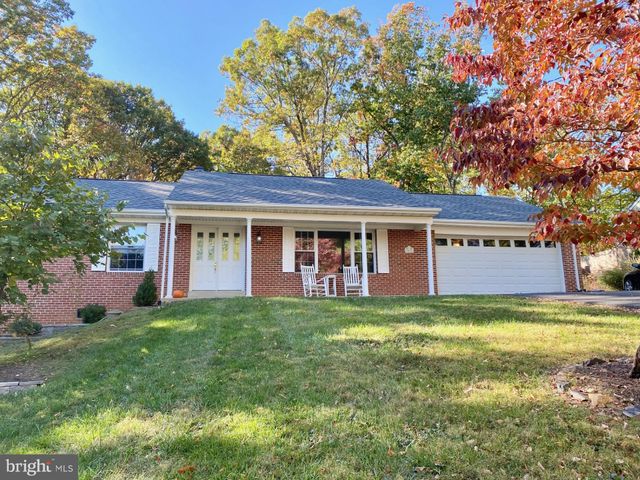 $500,000 | 7032 Kelly Road | New Baltimore