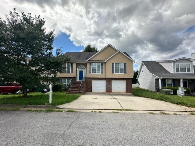 front view of house with a yard