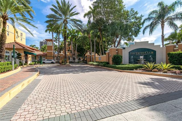 $2,100 | 19701 East Country Club Drive, Unit 5107 | Aventura