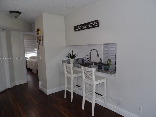 $279,900 | 401 Southwest 86th Avenue, Unit 206 | Pembroke Pines