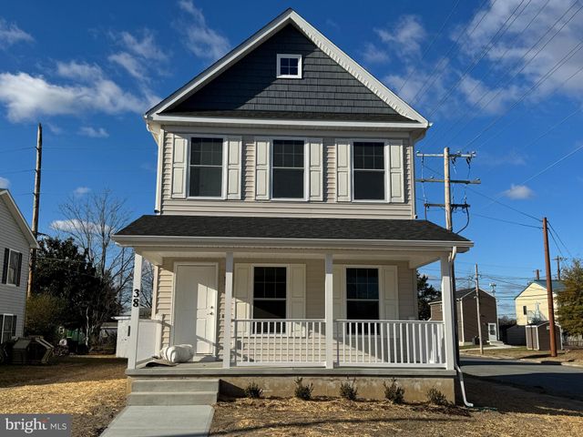 $250,000 | 38 Kirkwood Street | Downtown Dover