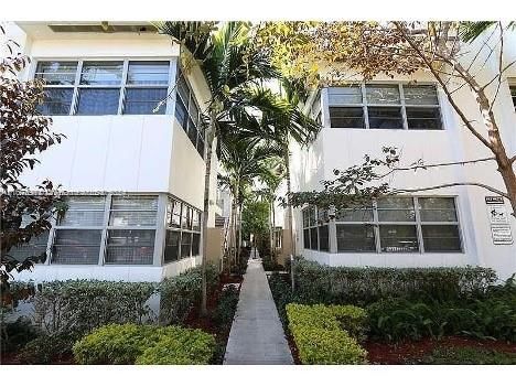 $249,000 | 1560 Pennsylvania Avenue, Unit 227 | Flamingo-Lummus