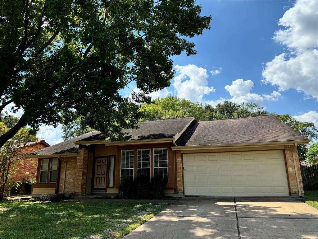 front view of house with a yard