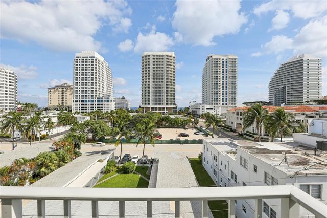 $369,000 | 524 Orton Avenue, Unit 604 | Central Beach