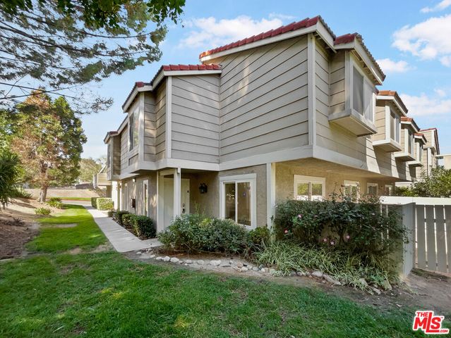 $520,000 | 31361 The Old Road, Unit A | Castaic