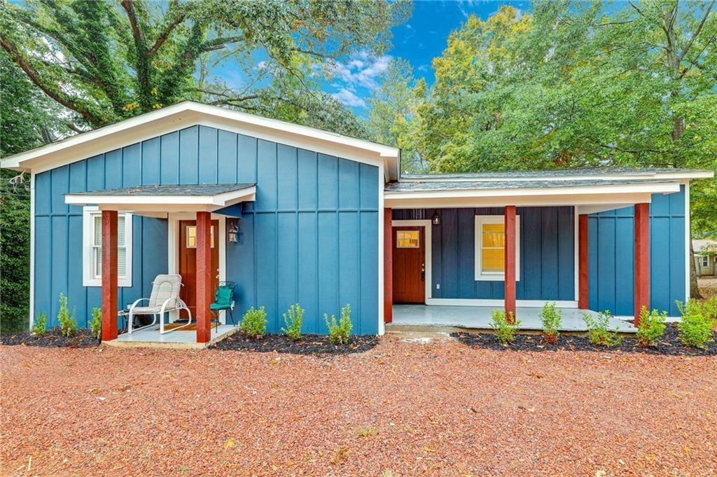 a view of a house with outdoor space