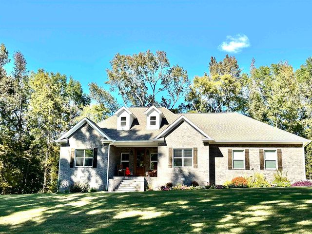 $395,000 | 320 Music Way | Olivet