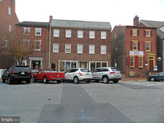 $1,350 | 202-04 Delaware Street, Unit 5 | New Castle Historic District