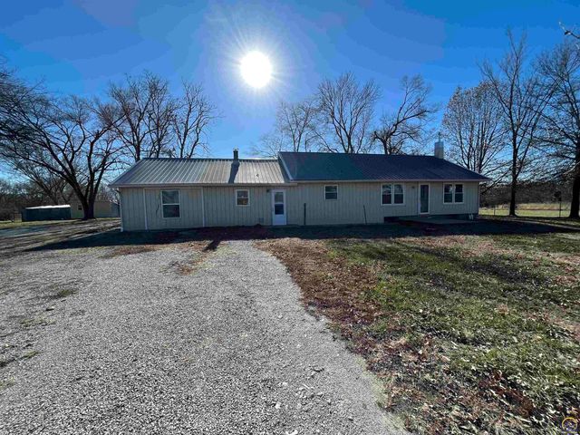 $375,000 | 1464 Sand Creek Road | Centropolis Township - Franklin County