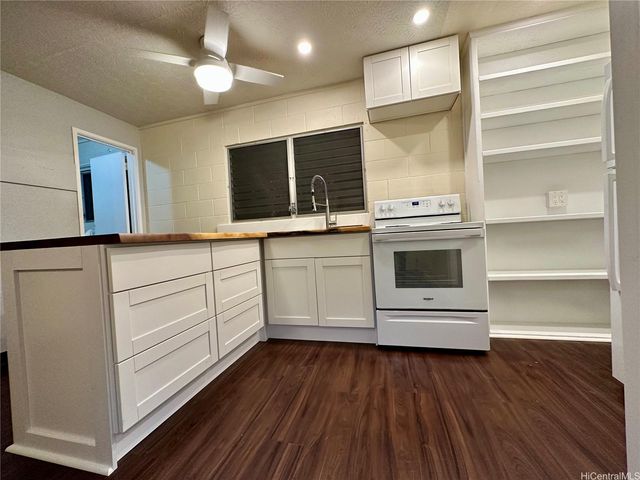 $2,000 | 300 Karsten Drive, Unit C | Wahiawa Heights